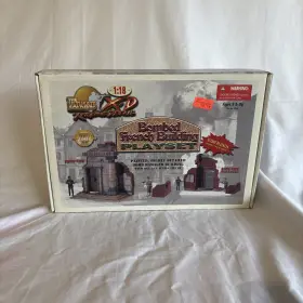 10500 21st Century Toys Ultimate Soldier Bombed French Building Playset With One Action Figure 1/18 New
