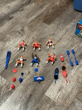 970-4068 American Gladiators Laser Action Figures Playset With Accessories