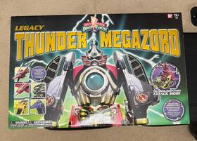 Bandai 43003 Legacy Thunder Megazord Mighty Morphin Power Rangers Playset Sealed