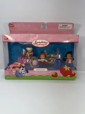 91971 Bandai Vintage 2004 Strawberry Shortcake Miniland Cake Decorating Scooter New