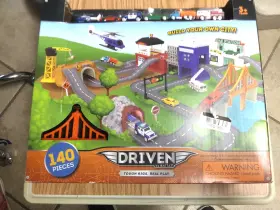 Battat 062243425040 140 Piece Build A City Playset Driven By