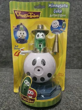 Blue Box 021105337594 Veggie Tales Minnesota Cuke Action Figure