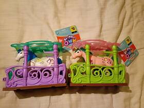Chap Mei Plastic Toys 534015 - Be My Own Unicorn House Playset X2