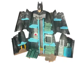 Re-univw01-mem-01 Dc Comics Batman Bat-tech Transforming Batcave Playset Exclusive 34 Inch Figure