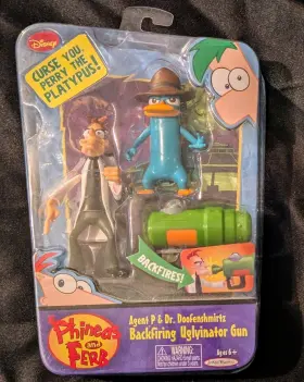 Disney 039897158167 Phineas And Ferb Agent P Dr. Doofenshmirtz Backfiring Uglyinator Gun New