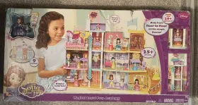 Disney 746775304300 Sofia The First Magical Royal Prep Academy Castle Set 2013 Unopened
