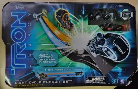 Disney 778988870815 Tron Legacy Light Cycle Pursuit Set With Crash And Jump Action Spin