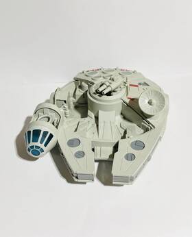 Disney Fac-011770-19084 Store Star Wars Toybox Millennium Falcon Playset Lights And Sounds 15 Inch