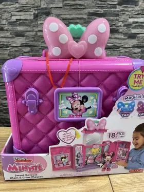 Disney Junior 886144899331 Minnie Mouse Sweet Reveals Glam And Glow Playset - 6 Inch 18 Pieces Case