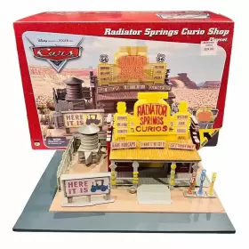 H7226 Disney Pixar 2005 Cars Radiator Springs Curio Shop Playset With Box