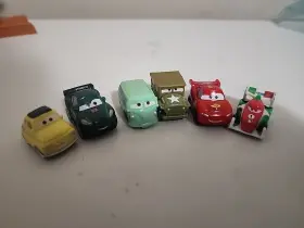 X9527 Disney Pixar Cars Radiator Springs Drift Challenge Track Set Micro Drifters Read