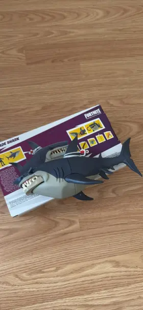 13611 Hasbro Fortnite Upgrade Shark Playset Action Figure Video Game Toy