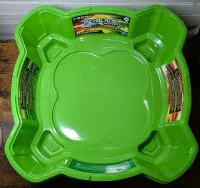 Hasbro 195166153049 Beyblade Burst Quaddrive Beystadium - Green Battle Game Stadium