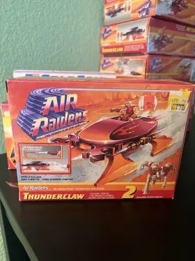 5515 Hasbro 5602/5515 Air Raiders Thunderclaw Playset Poseable Figures Vehicle Missile Cannon