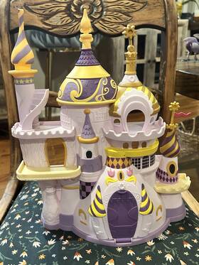 Hasbro A-3558a My Little Pony Castle Playset White Purple Yellow Plastic 2016