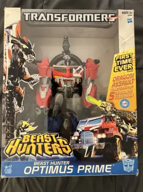 A3356 Hasbro Transformers Beast Hunters Optimus Prime Playset Action Figure