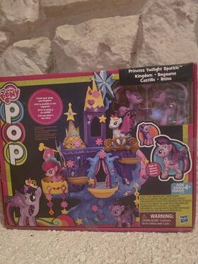 Hasbro A8831 My Little Pony Princess Twilight Sparkle Kingdom Collectors Playset