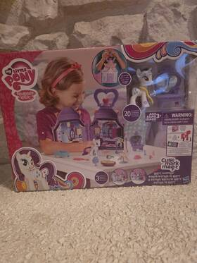 Hasbro B3596 My Little Pony Rarity Cutie Mark Magic Boutique Playset