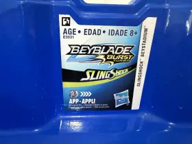E3631 Hasbro Beyblade Burst Turbo Slingshock Beystadium Playset Blue Red