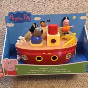 F1421 Hasbro Peppa Pig Grandad Dog Pirate Ship Playset With Figures Push To Roll