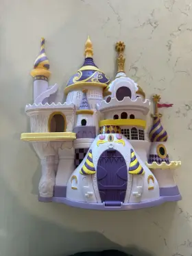 M-3558a Hasbro My Little Pony Castle Playset 2016 Purple Yellow White Mpn