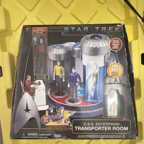 R9041 Hasbro Star Trek U.s.s. Enterprise Transporter Room Playset With Scotty Lights