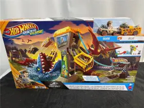 Hot Wheels 194735195381 Racer Verse Jurassic World Blues Raptor Rush 2023 New In Box