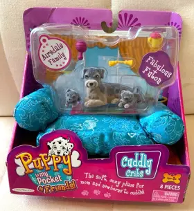 Jakks Pacific 039897221496 Puppy In My Pocket- Cuddly Cribs- Airedale Family- Fabulous Futon- 2009