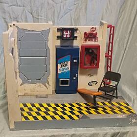 Jakks Pacific 1540r Wwe Backstage Entrance Playset Vintage Battery Powered Chair Bench