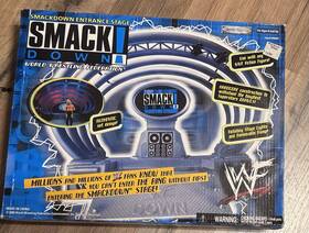 Jakks Pacific Wm3201 Wwf Smackdown Playset Rotating Stage Lights Removable Ramp