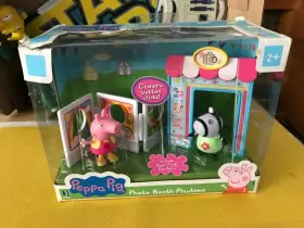 B493 Jazwares 191726005391 Peppa Pig Photo Booth Playtime Playset