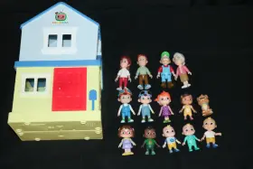 Jazwares 191726408505 Cocomelon Lot Of Deluxe Family House Playset With Music Sounds 14 Figures Toy Tv