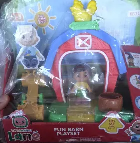 Jazwares 191726491538 Cocomelon Fun Barn Playset Doll With 2 Pieces New