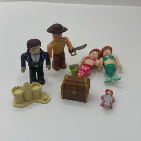 19851 Jazwares Roblox Neverland Lagoon Playset - Lot Of 5 Figures And Accessories