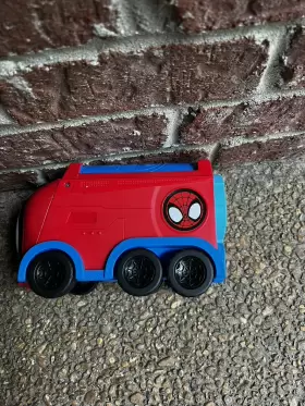 Snf0081 Jazwares Llc Spidey And His Amazing Friends Marvel S Web Spinning Hauler 3 In-1 Miles Morales