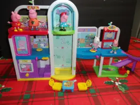 Pep-0794 Jazwares Peppa Pig Shopping Mall Exclusive Playset With Accessories I.d. # Mp-9347