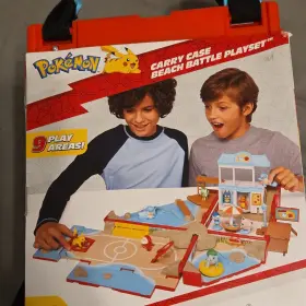 Pkw3424-010524-tm Jazwares Pok Mon Carry Case Beach Battle Playset With Pikachu Figure Launchers