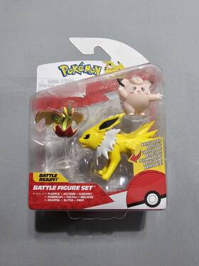 Jazwares Pkw3510 Pok Mon Battle Figure Set Flapple Jolteon Clefairy Articulated Playset