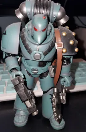 Jt9602 Joytoys Sons Of Horus Mkiv Tactical Squad Legionary Bolter Figure Joytoy 1/18 Incomplete