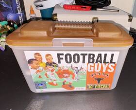 Kaskey Kids X0006cd36b Texas Longhorns Football Guys Playset 30 Piece Action Figures