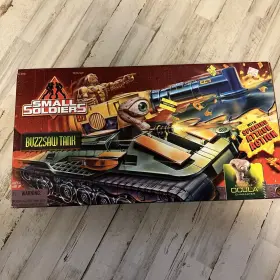 Kenner 076281551838 Rare 1998 Dreamworks Small Soldiers Buzzsaw Tank New In Box