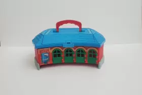 Learning Curve 796714765006 2002 Thomas The Train Take Along Roundhouse Portable Playset