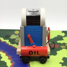 Lc99373 Learning Curve Thomas And Friends Sodor Oil Depot With Red Tanker Train Car Wooden Railway Track