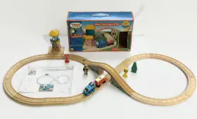 Lc99556 Learning Curve Thomas And Friends Water Tower Figure 8 Set In Box Complete Wooden Railway Track