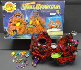 10278 Mattel Mighty Max Trapped In Skull Mountain Playset Bluebird Evil Master Rock Vtg 90s