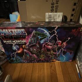 Mattel 15823 Masters Of The Universe Skeletor Snake Mountain Playset Boxed Multicolor