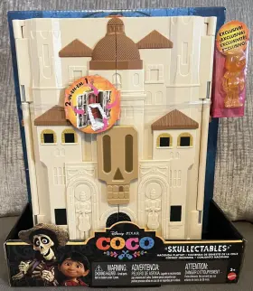 22370b Mattel Disney Coco Skullectables Hacienda Playset Collector Case Toy 1 Mini Figure