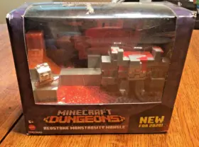 Mattel 887961868371 Minecraft Dungeons - Redstone Monstrosity Mangle New For 2020 Box Shelf Wear
