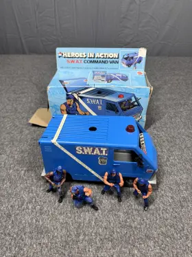 9216-0020 Mattel Vintage 1975 Heroes In Action Swat Command Van Figures Box Hiapd Toy Set