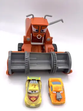 Dhf82 Mattel Disney Cars Frank The Combine Tractor Chase Change W Bin Mcqueen Snot Rod